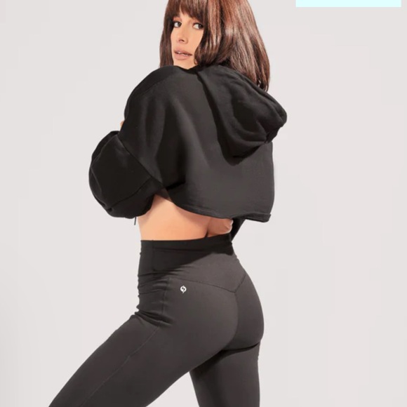 Popflex Cropped Hoodie - Picture 5 of 10
